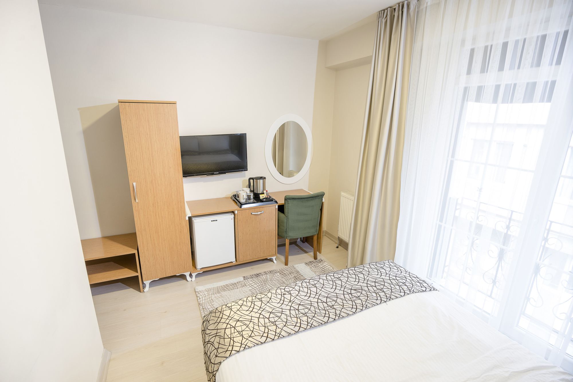 The Corner Inn Hotels By Suit เอสเกซีเฮียร์ ภายนอก รูปภาพ
